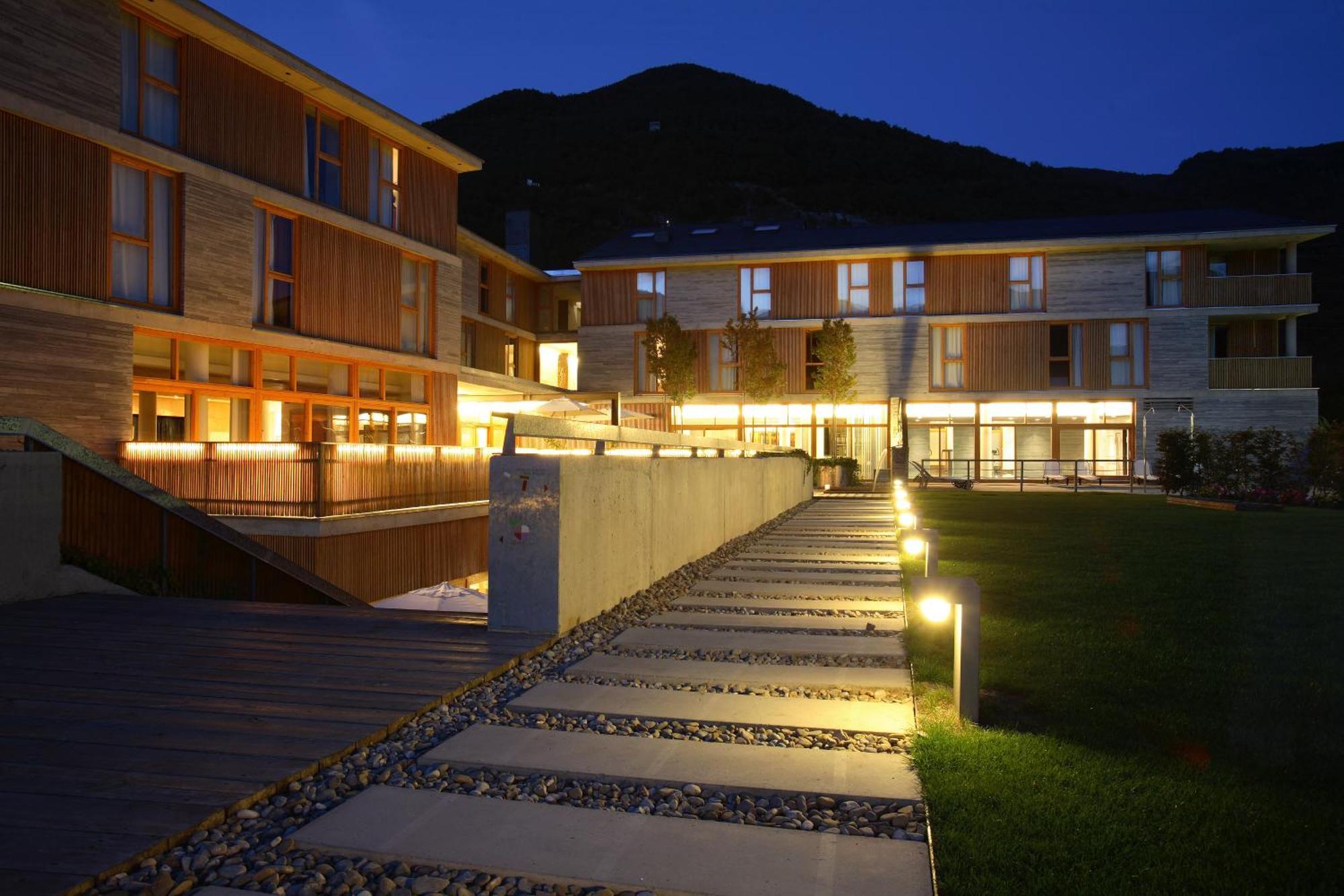מלון בייסקאס Tierra De Biescas מראה חיצוני תמונה